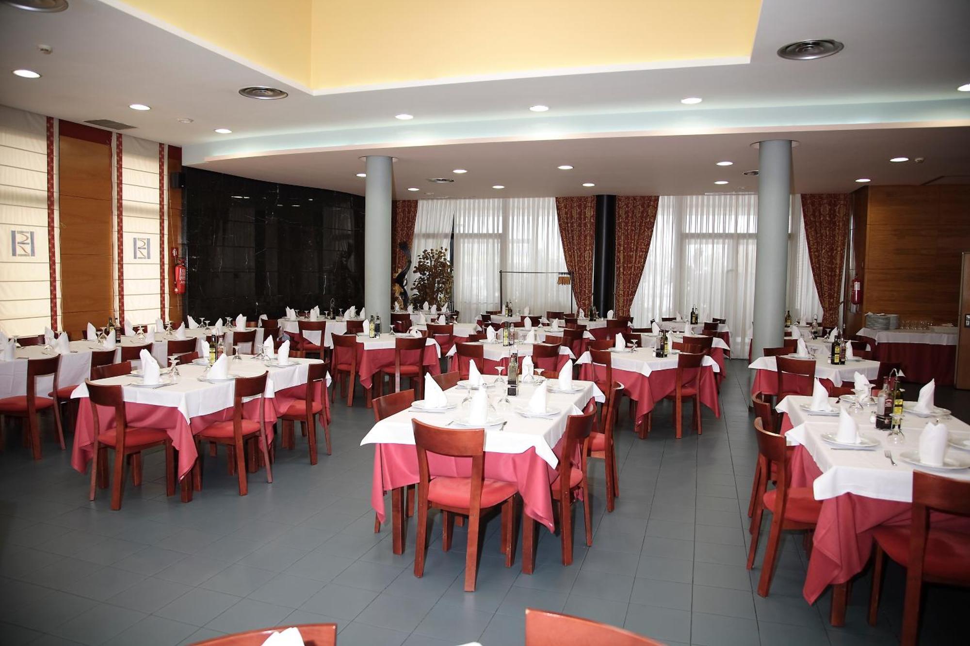 Hotel Ruta De Europa 비토리아개스테즈 외부 사진